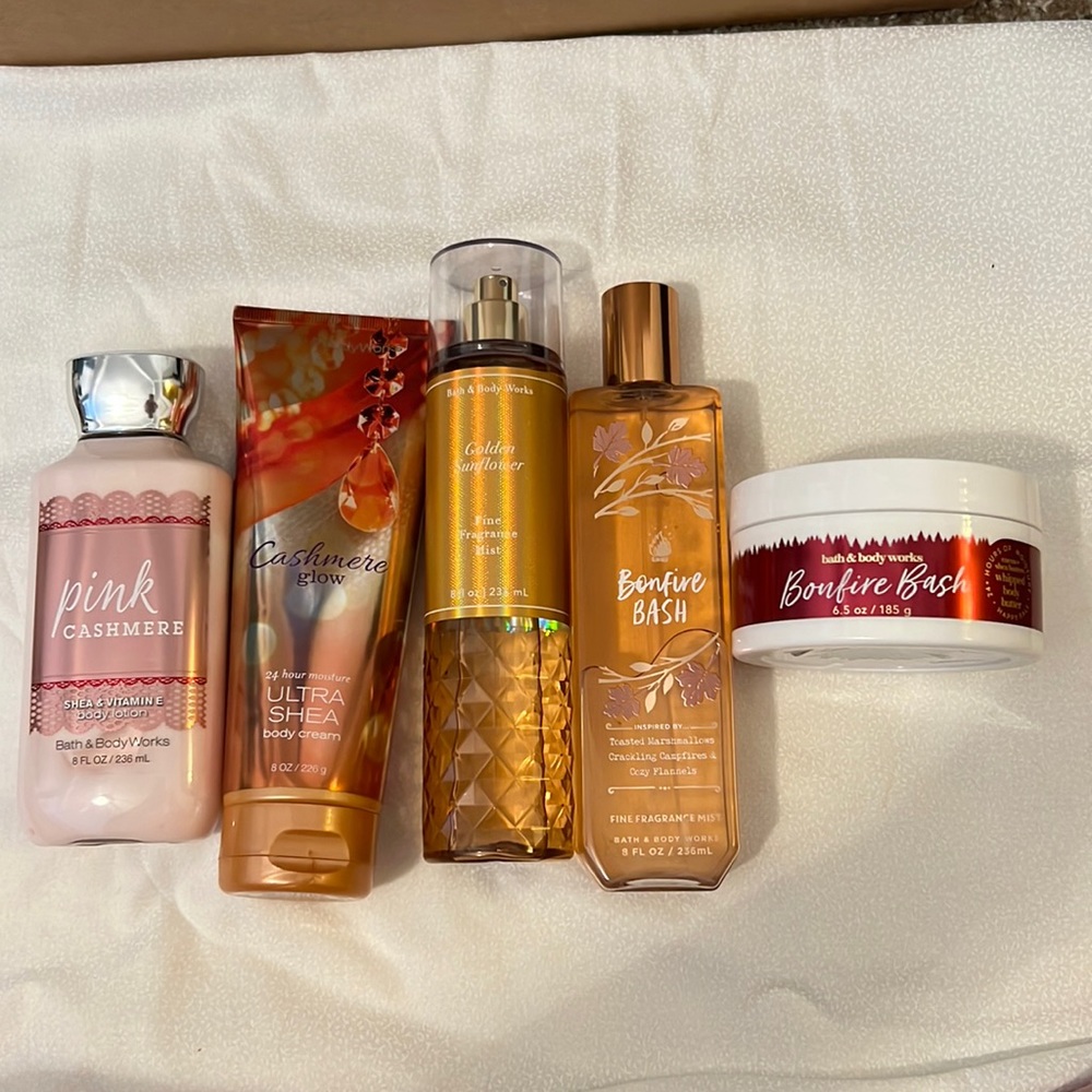 Bath and Body works lot. Bonfire bash, cashmere glow, golden sunflower pink cas